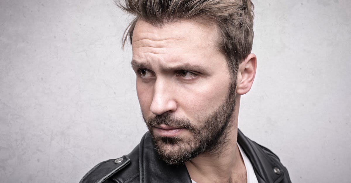 Quiff jak z barbershopu: krok po kroku do stylu, który robi wrażenie