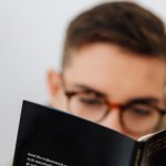 BDNF na najwyższych obrotach: codzienne nawyki, które przyspieszają neurogenezę i wspierają pamięć